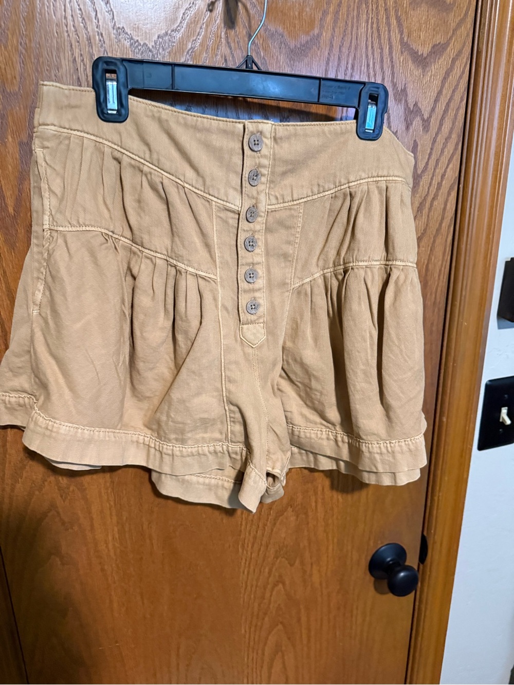 We The Free Fleur Tan Button-Front Shorts